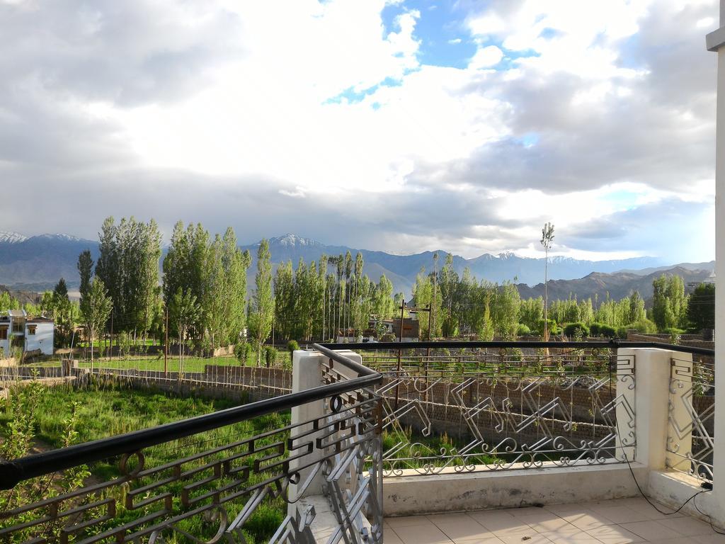 Heschuk Guest House Leh Ngoại thất bức ảnh